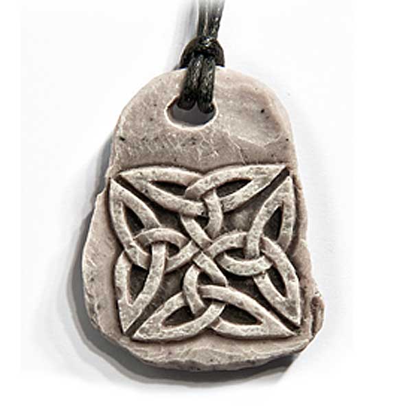 Celtic Pendant R2