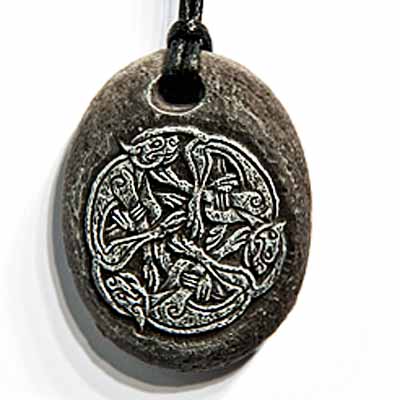 Celtic Pendant R32