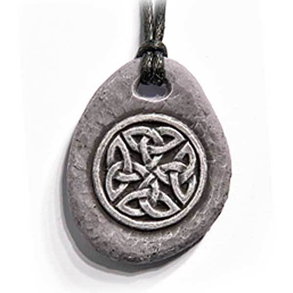 Celtic Pendant R5